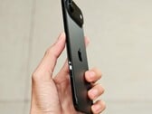 O Apple iPhone Air não parece ser muito popular (Fonte da imagem: Thai Nguyen)