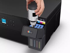 As novas impressoras EcoTank da Epson (ET-2950 na foto) têm cartuchos recarregáveis. (Fonte da imagem: Epson)