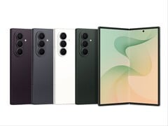 A série Galaxy Z Fold 9 poderá apresentar uma dobra menos visível do que o Galaxy Z Fold 8 Ultra retratado aqui.