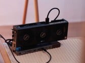 O Humbird 3 pode conectar uma placa de vídeo via Thunderbolt 5 (Fonte da imagem: Humbird)