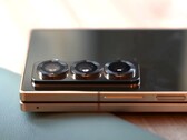 Um vazador fornece novas pistas sobre os recursos do Galaxy Z Fold7 e do Galaxy Z Flip7. Esta foto mostra o atual Samsung Special Edition. (Fonte da imagem: Ben's Gadget Reviews)