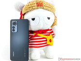 O Xiaomi 12 Lite é um dos primeiros smartphones elegíveis (Fonte de imagem: NotebookCheck)