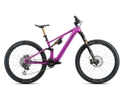 A e-Full 12.11 Pro X vem equipada com um potente motor de acionamento central