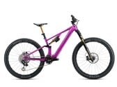 A e-Full 12.11 Pro X vem equipada com um potente motor de acionamento central