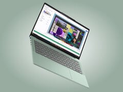 A Lenovo criou várias cores para o IdeaPad Slim 5 14IPH11, incluindo a variante verde mostrada aqui.