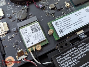 SSD 1 e módulo Wi-Fi