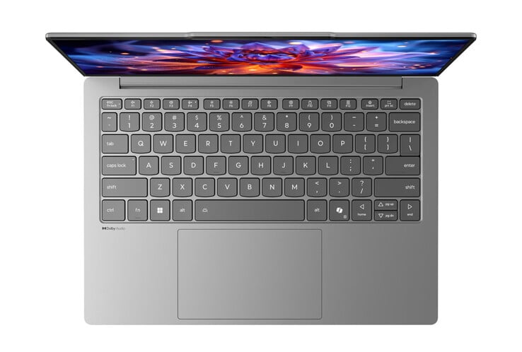 O IdeaPad Slim 5i 13IWC11 possui um teclado com luz de fundo.