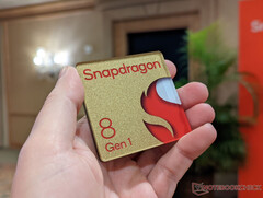 O Snapdragon 8 Gen 1 parece exigir um resfriamento ativo para estar no seu melhor.