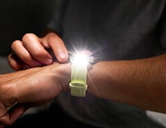 O smartwatch Venu 4 da Garmin (na foto) foi lançado oficialmente. (Fonte da imagem: Garmin)