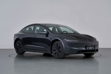 O Tesla Model 3+