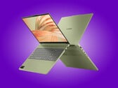 O IdeaPad 15AKP12 inclui um teclado numérico integrado.