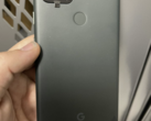 A carcaça traseira do próximo Google Pixel 5a 5G. (Imagem: Android Polícia)