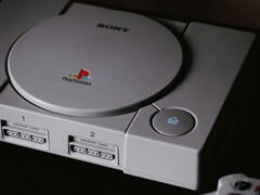 A Sony lançou o PlayStation original em dezembro de 1994.