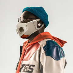 Will.i.am e Honeywell se uniram para criar a Xupermask, uma máscara facial futurista para fashionistas. (Imagem através do The New York Times)