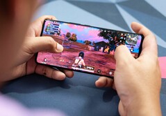 Android espera-se que o 17 receba suporte aprimorado para gamepad. (Fonte da imagem: Amanz)