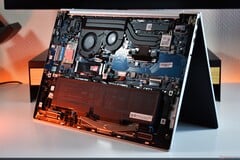 O interior do HP EliteBook 8 G2a 16