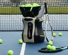 O Pongbot Aura pode treinar jogadores e arbitrar jogos de tênis, padel e pickleball.