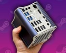 Bringus Studios encontra um mini PC que teria sido o console de jogos Steam Box (Fonte da imagem: Bingus Studios no YouTube)