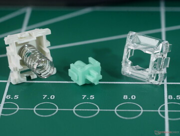 Cores da carcaça do Wooting Lekker V2.  (Fonte da imagem: Julian van der Merwe / Notebookcheck)