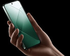 O Xiaomi 15 manterá o mesmo tamanho compacto do Xiaomi 14, mas terá uma bateria maior (Fonte da imagem: Xiaomi)