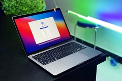 Os MacBooks devem ser reiniciados pelo menos a cada 49 dias.