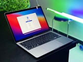 Os MacBooks devem ser reiniciados pelo menos a cada 49 dias.