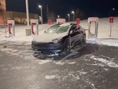 Como esperado, carregar o Modelo 3 Tesla a -14 graus demora um pouco mais do que o normal (Imagem: Revisão fora de especificação)