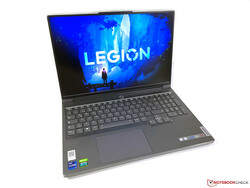 Em revisão: Lenovo Legion 7 16IAX7. Dispositivo de revisão fornecido pela Lenovo Alemanha.
