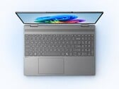 Um novo Lenovo IdeaPad 5 2 em 1 com Intel Wildcat Lake está a caminho.