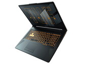 Revisão do laptop Asus TUF Gaming F17: Bom dispositivo para jogos com RTX 3060, mas com exibição média apesar de 144 Hz