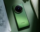 O Vivo X Fold5 deve começar a ser entregue pelos importadores no início do próximo mês. (Fonte da imagem: Vivo)