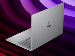 O novo OmniBook X Flip 16 da HP em uma de suas três cores de lançamento.