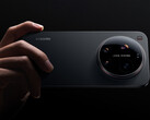 O Xiaomi 17 Ultra custa a partir de US$ 996 na China. Na foto: uma imagem promocional do telefone. (Fonte da imagem: Xiaomi)