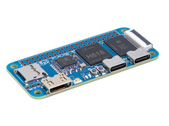 O Banana Pi BPI-M4 Zero é semelhante ao Orange Pi Zero 2W, mas com armazenamento flash eMMC integrado. (Fonte da imagem: Banana Pi)