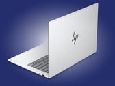 O HP OmniBook X em uma de suas duas cores de lançamento.