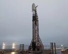 Um foguete Falcon 9 da SpaceX transportando o TRACERS da NASA (Fonte da imagem: SpaceX)