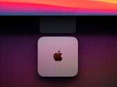 O Apple M1 no Mac mini consome consideravelmente menos energia do que seus predecessores baseados em Intel e PowerPC. (Fonte de imagem: Apple)