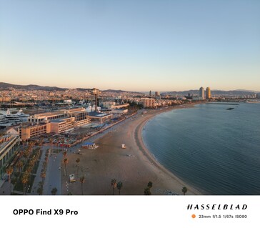 Alguns segundos depois, com uma posição ligeiramente diferente, o Oppo Find X9 Pro tira uma foto com cores precisas.