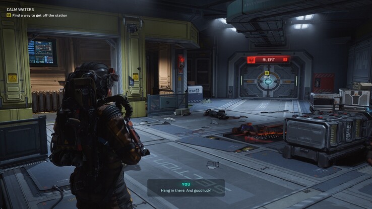 A Pinkwater-4 já está em alerta máximo quando o senhor chega, e o objetivo da missão é simples: encontrar uma maneira de sair da estação.