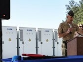O Departamento de Defesa dos EUA ordena a remoção de sistemas de armazenamento de energia de bateria fabricados na China devido a riscos de ataques cibernéticos. (Fonte: Camp Lejeune - Lance Cpl. Loriann Dauscher)