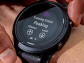 O Forerunner 945 pode ter apenas mais algumas semanas antes que a Garmin o substitua pelo Forerunner 955. (Fonte da imagem: Garmin)