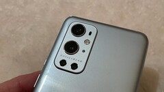 OnePlus parece ter feito parceria com a Hasselblad para a série OnePlus 9. (Fonte de imagem Dave Lee)