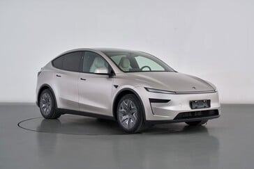 O SUV maior Tesla Model Y L de seis lugares.
