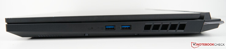 Direito: 2x USB-A 3.2 Gen. 1