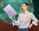 O A14 Air 2026 custa a partir de cerca de US$ 1.003 na China. Na foto: uma imagem promocional que destaca o design leve do notebook.