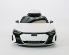 O Audi RS e-tron GT personalizado em branco mate é sem dúvida um carro esporte elétrico incrivelmente lindo (Imagem: Ken Block)
