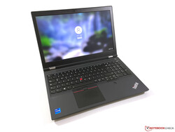 Em revisão: Lenovo ThinkPad P15 Gen 2. Dispositivo de teste fornecido por:
