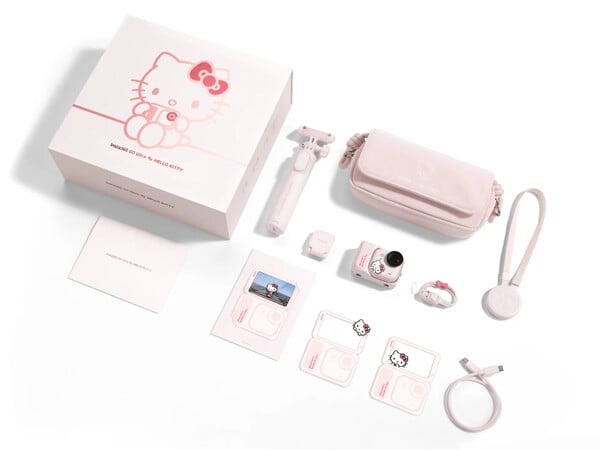A Insta360 Go Ultra Hello Kitty Edition vem com acessórios cor-de-rosa.