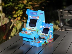 O Sonic The Hedgehog Joystick Player e o Sonic The Hedgehog Mighty Player (Fonte da imagem: SEGA)