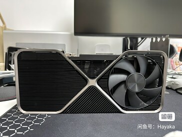 Design do cooler da Nvidia Titan Ada (imagem via Wccftech)